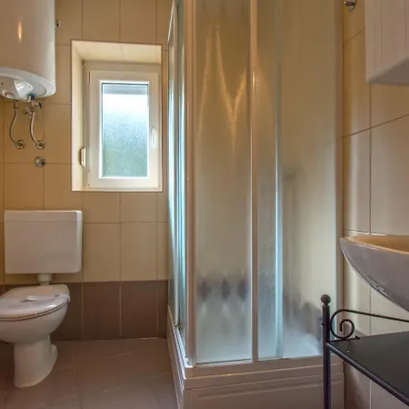 Sabina - 100m From Sea Appartement *