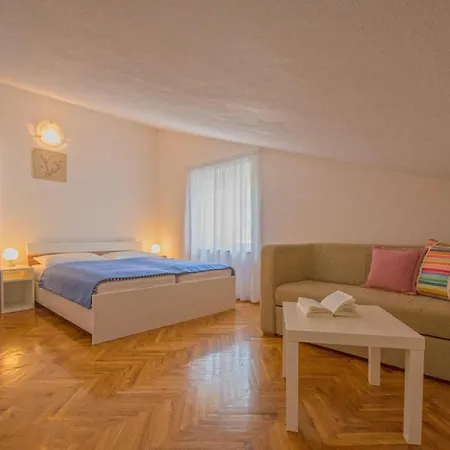 Sabina - 100m From Sea Appartement *