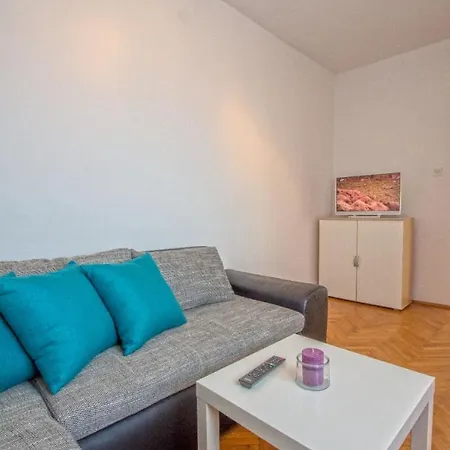 Appartement Sabina - 100m From Sea Crikvenica