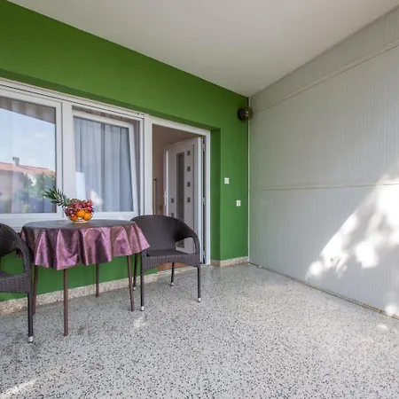 Sabina - 100m From Sea Apartment Crikvenica