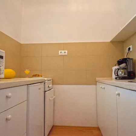 Apartment Sabina - 100m From Sea