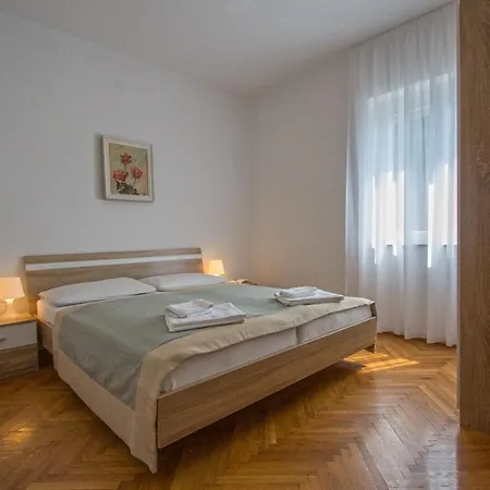 Apartment Sabina - 100m From Sea *